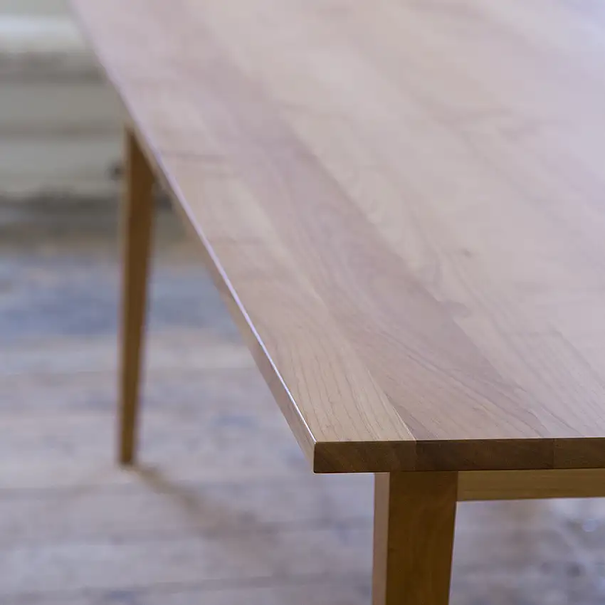 4er Esszimmer Kombi Horgenglarus: Holztisch Sigma / 4 Stühle Lyra Esprit -10 %